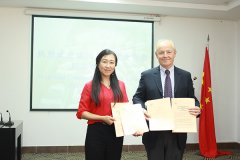 The Delegation from Osmond Education Group,France Visited LNCU